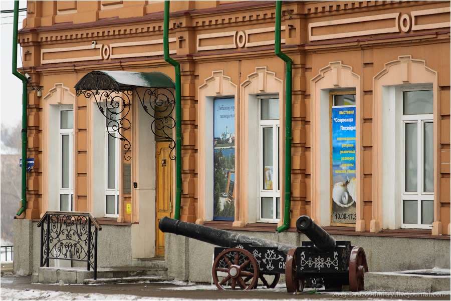 Пушки у Краеведческого музея — точка маршрута «Сызрань Православная или Треугольник веры»