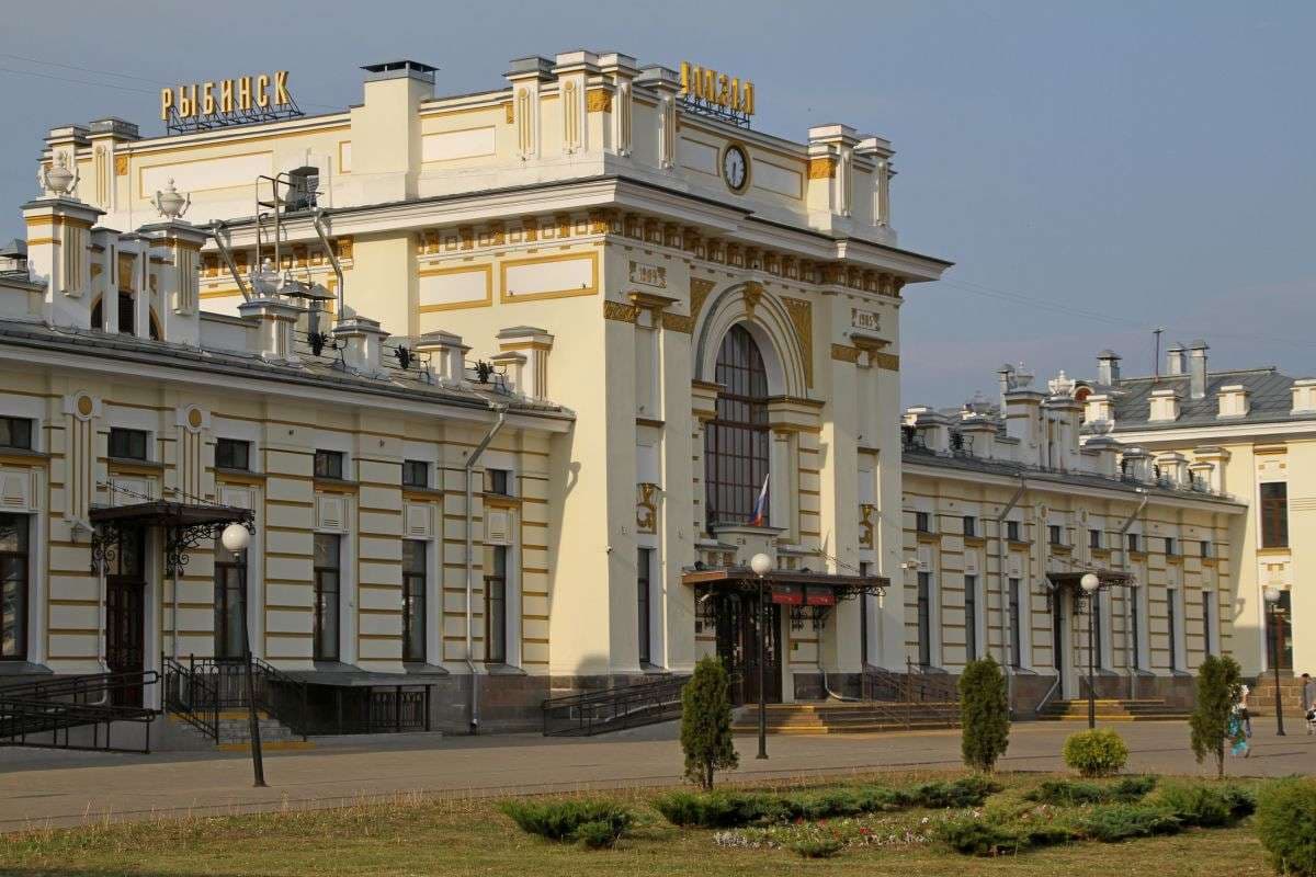 Рыбинский вокзал  — точка маршрута «Рыбинск купеческий»