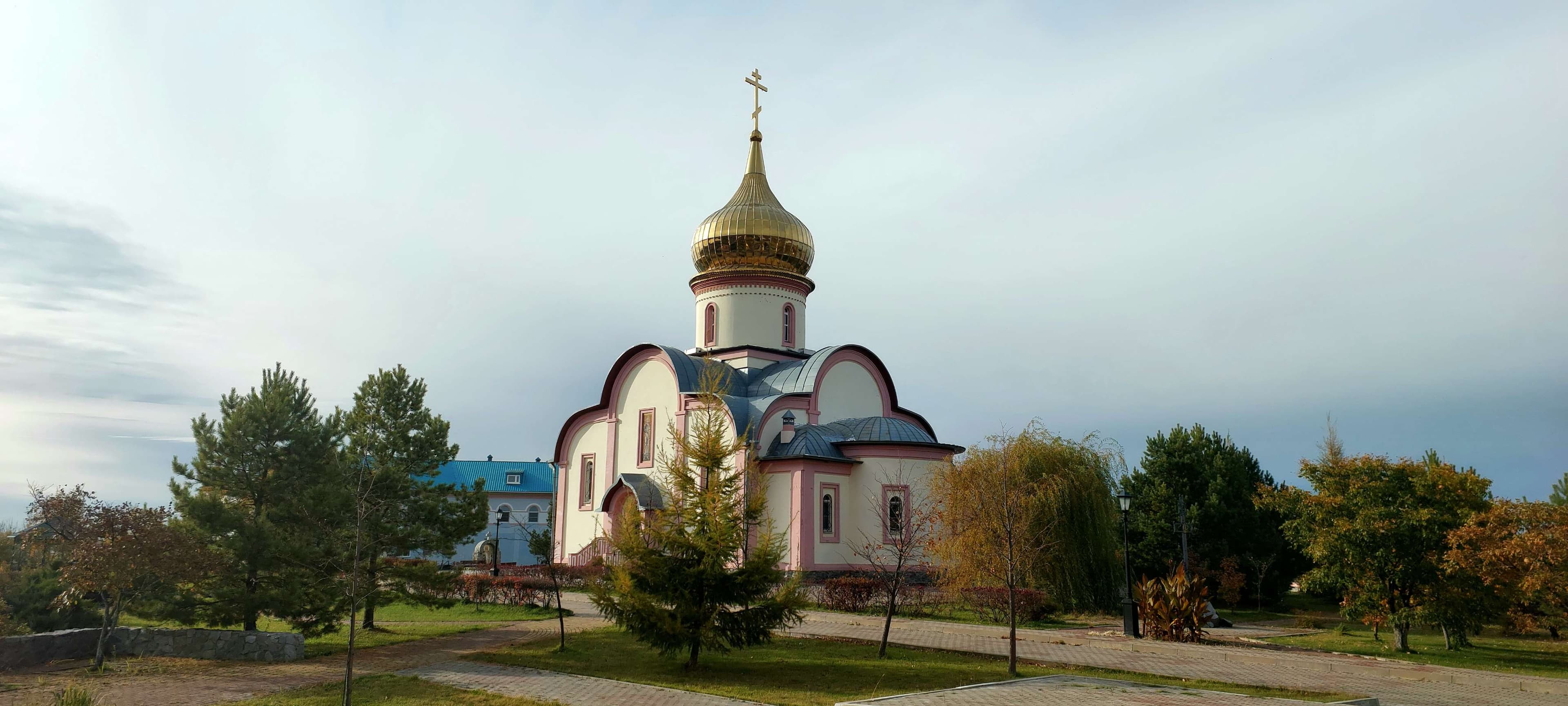 Храм святых Первоверховных апостолов Петра и Павла — точка маршрута «Свято-Петропавловский женский монастырь»