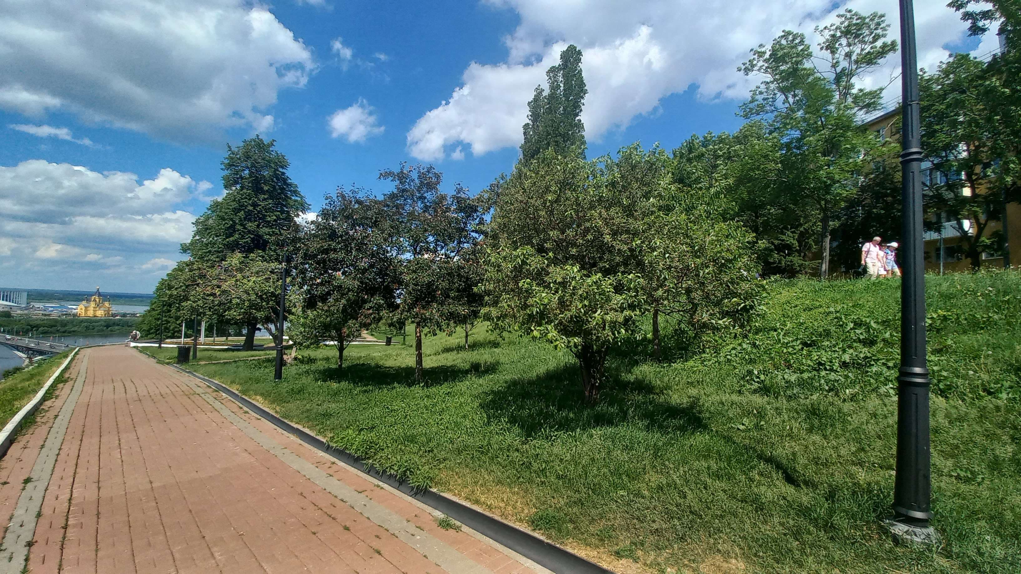 Аллея дружбы — точка маршрута «В погоне за закатом»