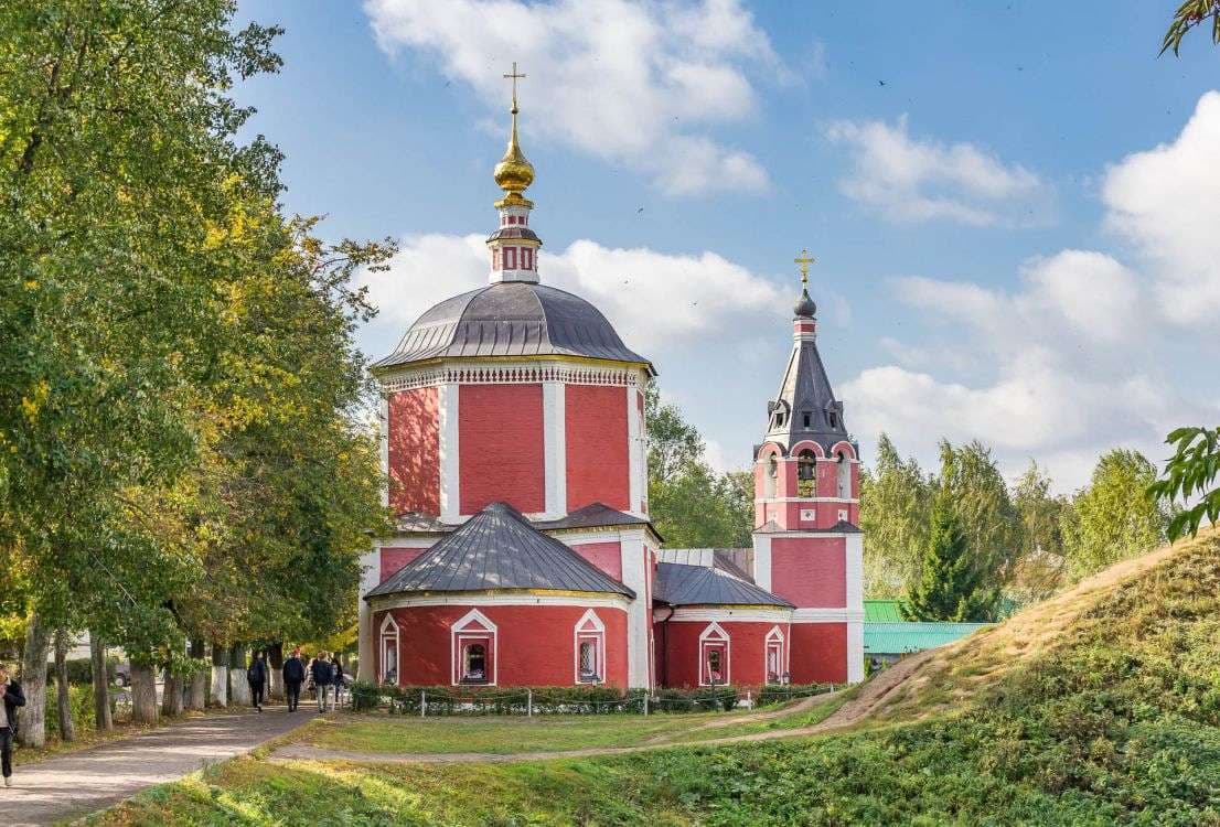 Успенская церковь — точка маршрута «Суздаль»