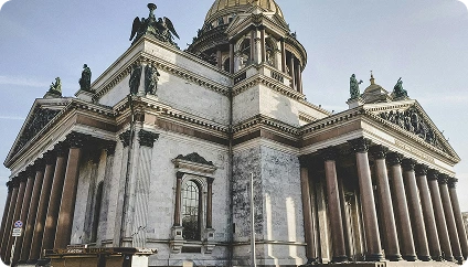 Выберите готовый
маршрут в&nbsp;приложении